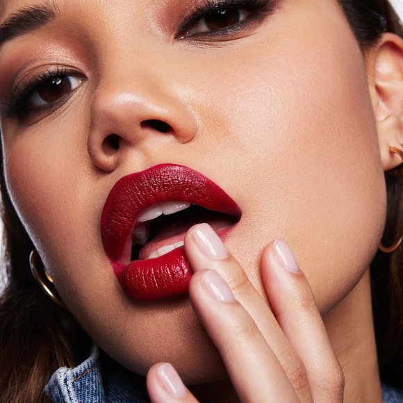 BNIB GXVE Anaheim Shine Rosewood St Gwen Stefani Lipstick - Picture 3 of 4